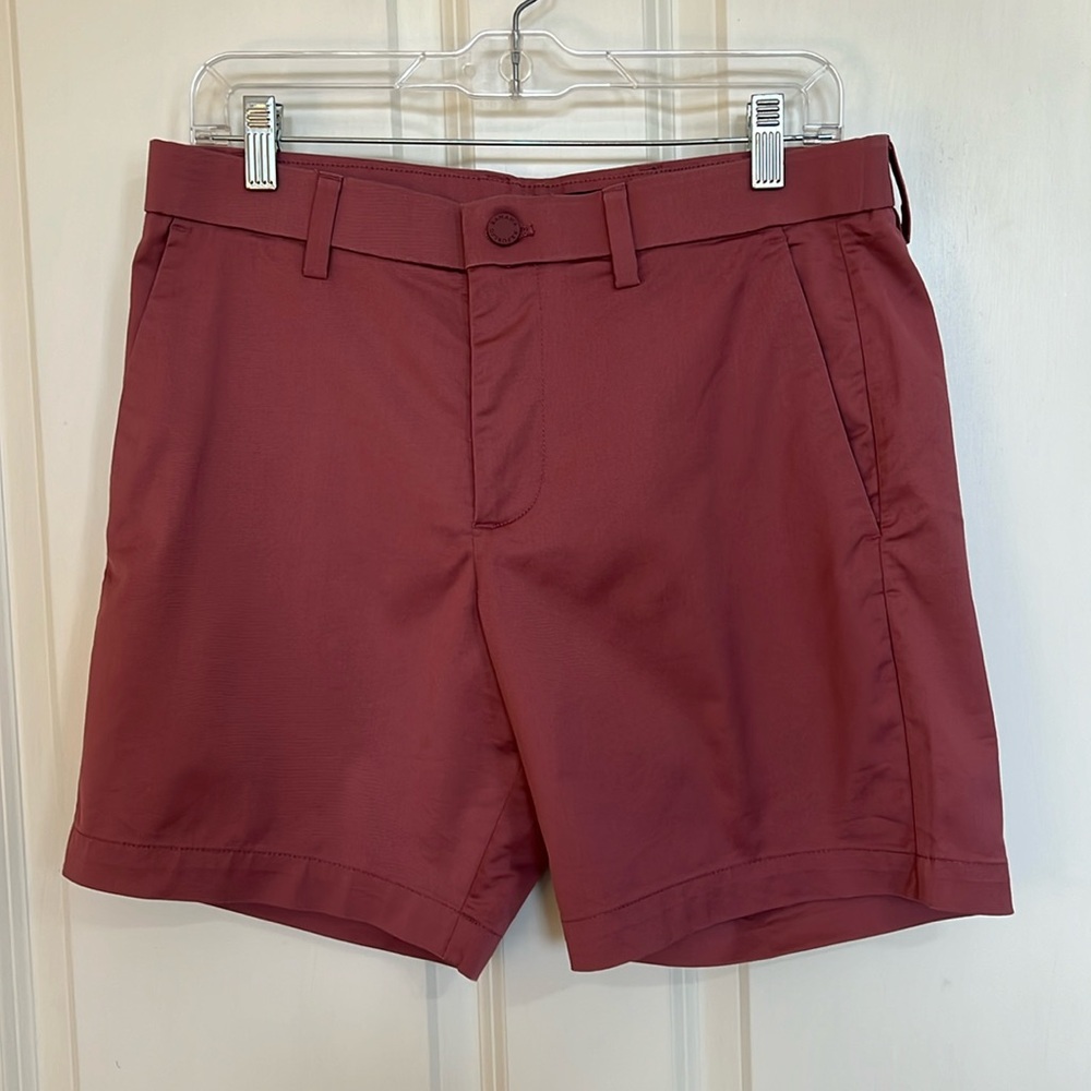 Banana Republic core temp short 7” inseam
